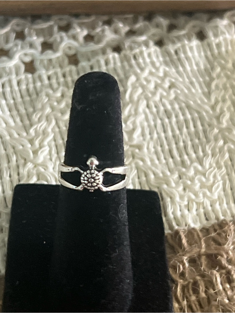 Fashion Turtle Ring size 3 30p4